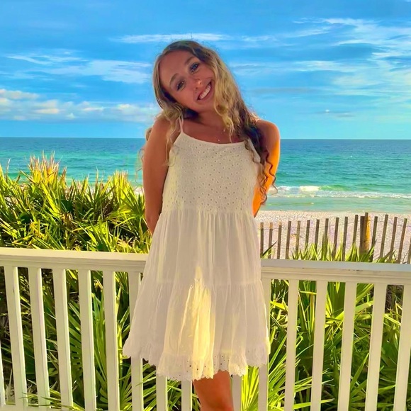 Meet your Posher, Chloe - Picture 1 of 1